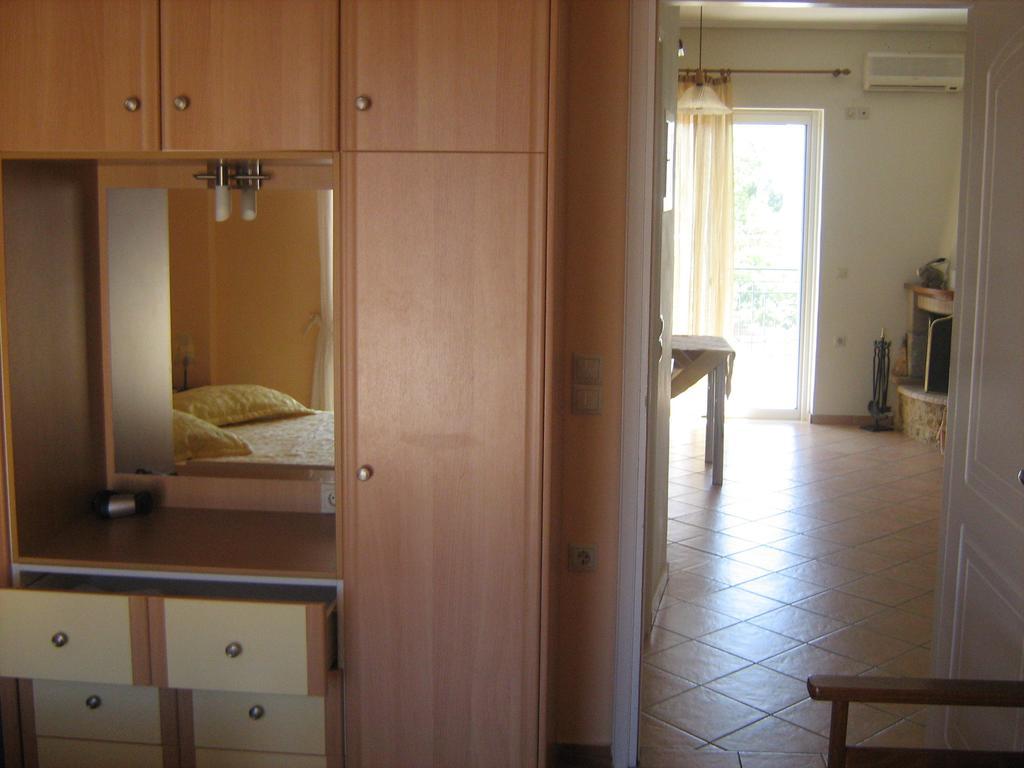 Filoxenia Appartement Levídhion Kamer foto